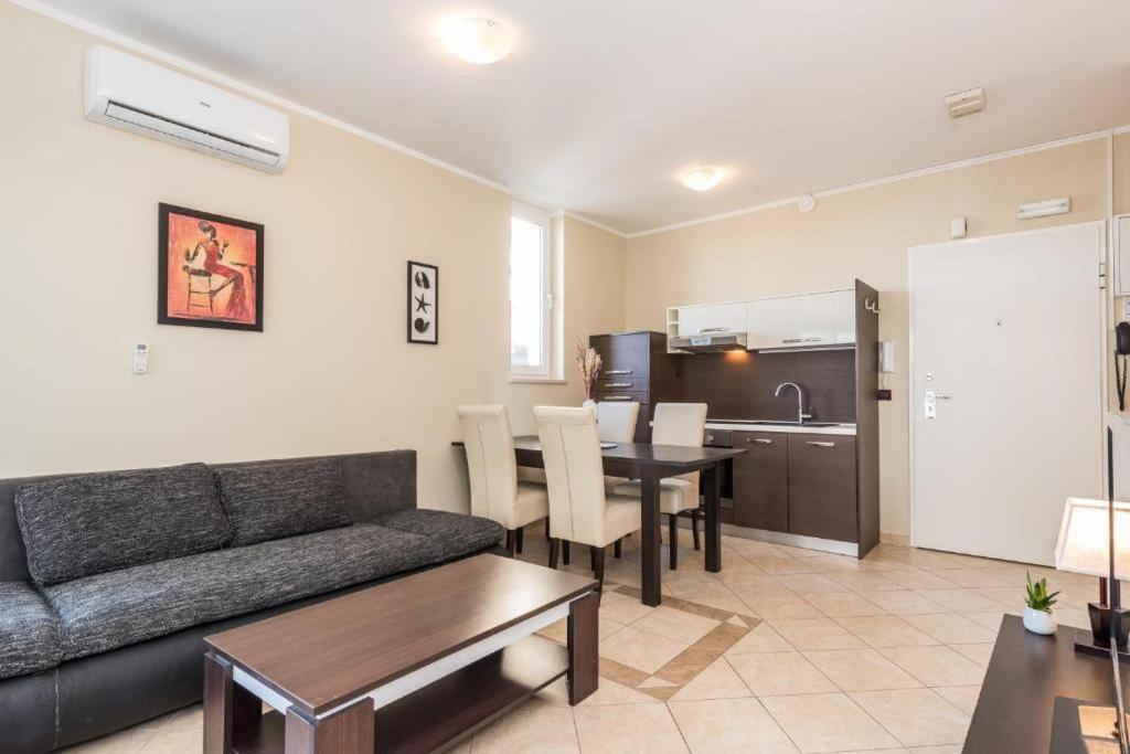 Apartment Sunca *