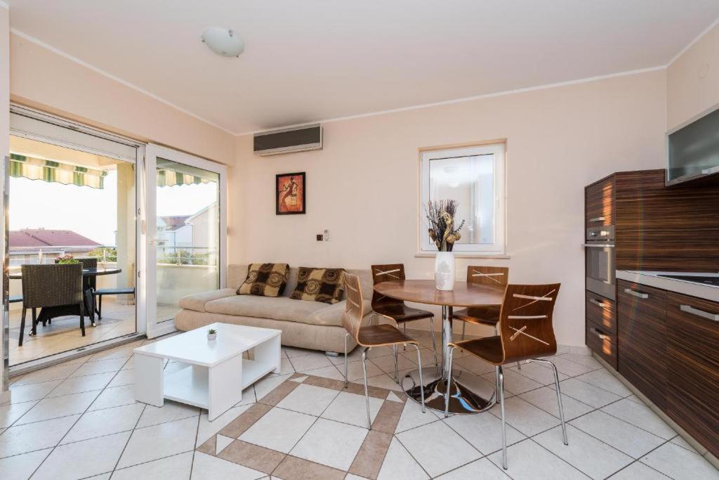 Sunca Apartmán Novalja